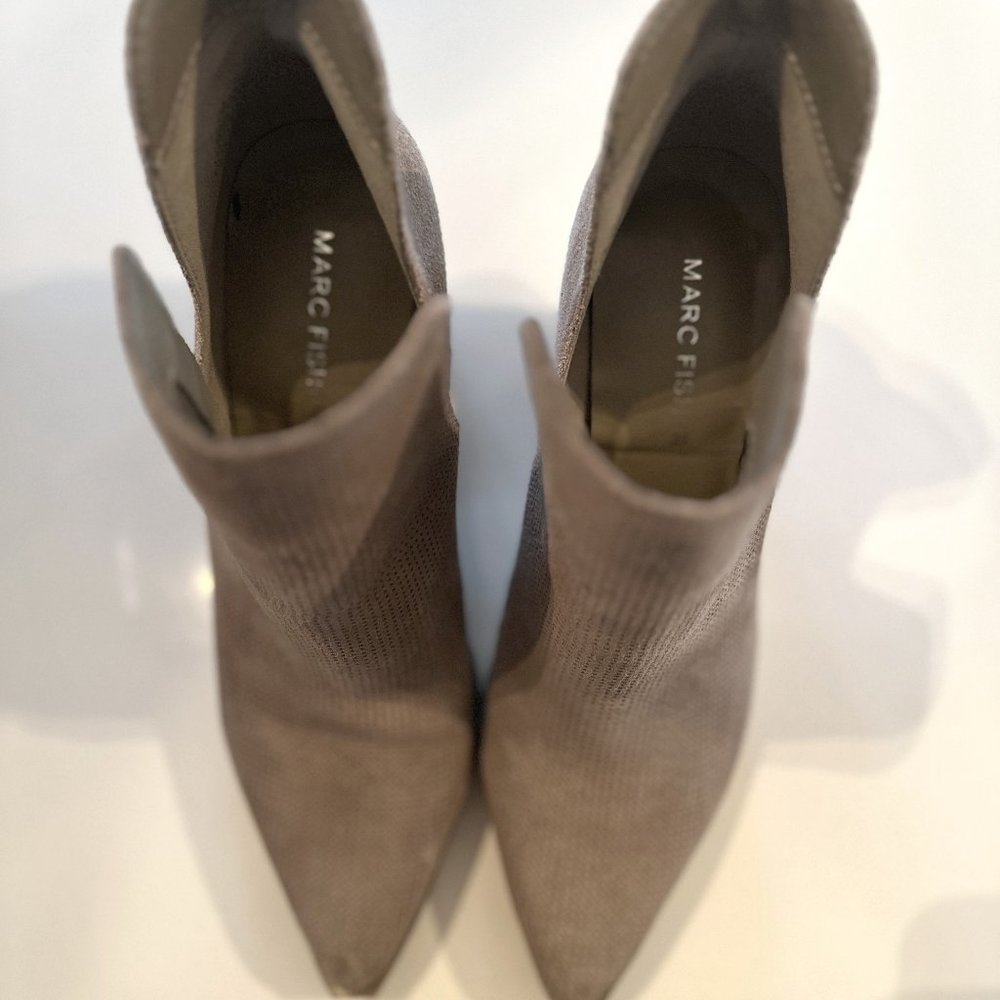 Marc Fisher taupe suede ankle boot, size 7 1/2, like new!